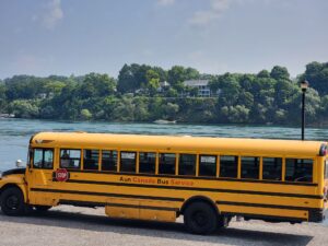 Trip to Jet Boat Niagara with AUN Bus - AUN Canada Bus