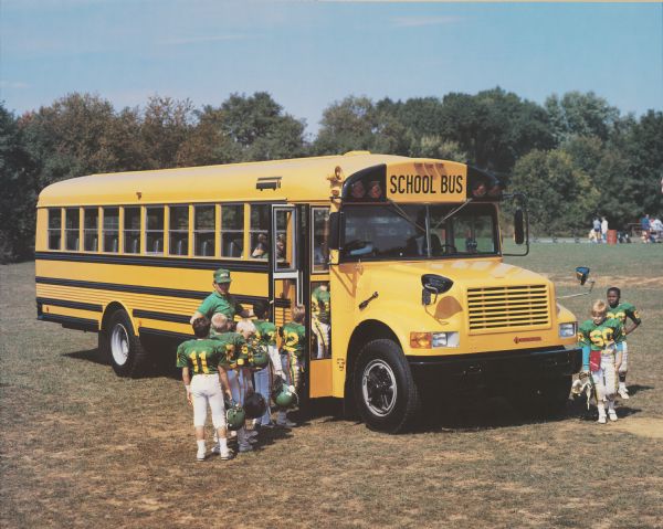 Charter Yelllow School Bus for Sport Trips - AUN Canada Bus